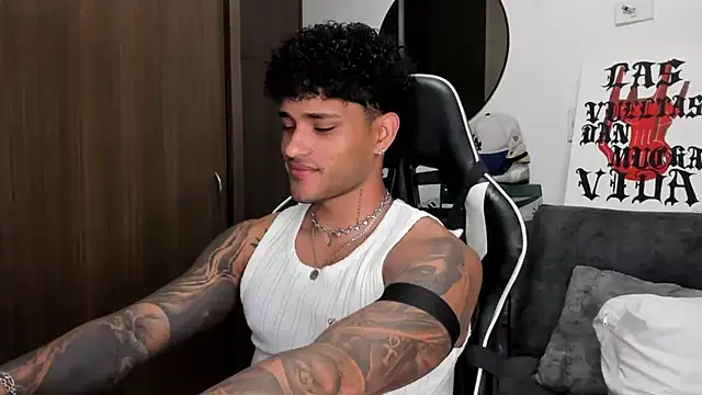 Alessandro Vanni online show from September 11, 2025, 1:38 am