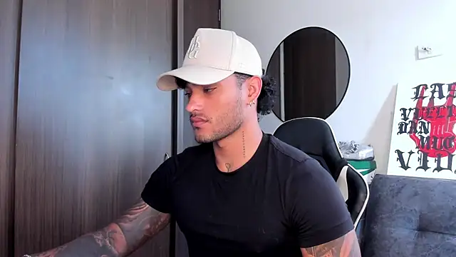 Alessandro Vanni online show from September 26, 2025, 12:01 pm