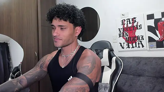 Alessandro Vanni online show from February 17, 2026, 3:59 am