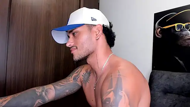 Alessandro Vanni online show from March 11, 2025, 5:35 am