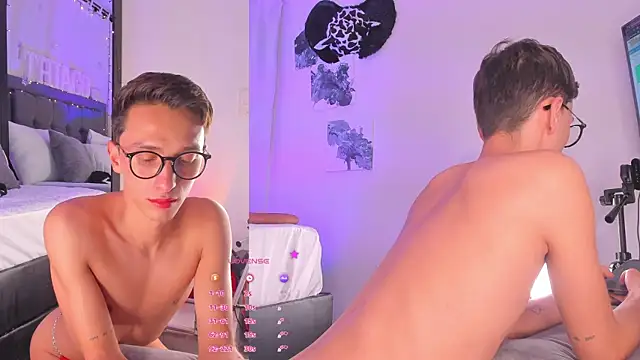 Snapshot of Thiago_jones chatting on February 13, 2025, 9:49 pm Thiago jones online show from February 13, 2025, 9:49 pm
