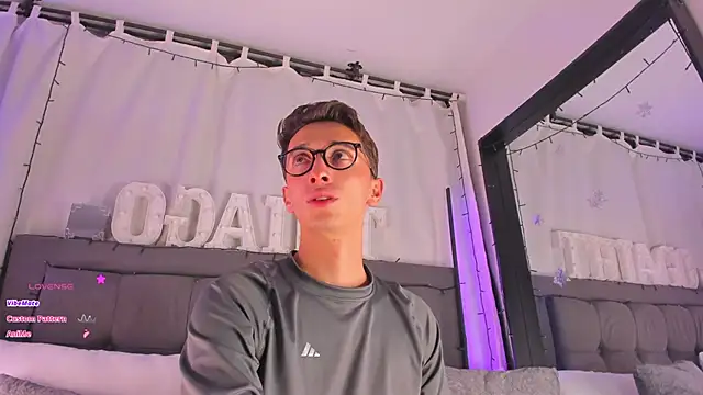 Snapshot of Thiago_jones chatting on February 19, 2025, 11:14 pm Thiago jones online show from February 19, 2025, 11:14 pm