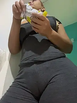 maymercy online show from February 25, 2026, 4:07 pm