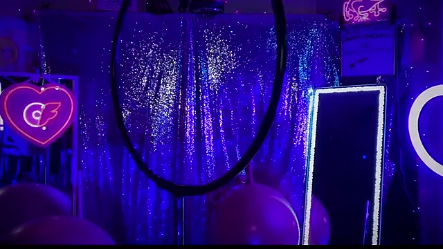 bimbotwerkqueen online show from February 10, 2025, 5:03 am