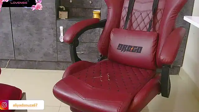 aliyadsouza online show from March 22, 2025, 6:03 pm