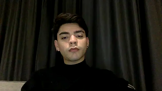 dylancrugerx online show from December 4, 2024, 10:46 pm