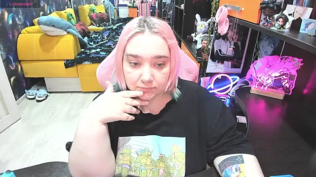 Snapshot of Softie_Sofy chatting on April 24, 2026, 12:34 am Softie Sofy online show from April 24, 2026, 12:34 am