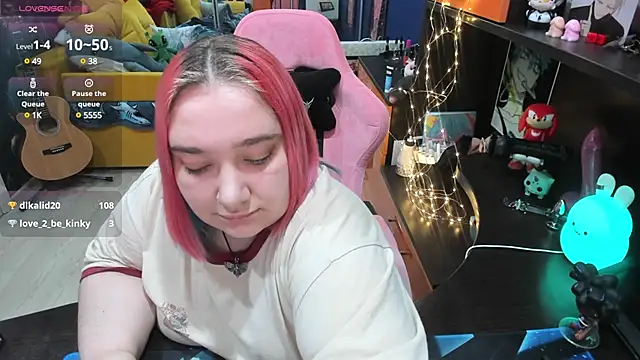 Snapshot of Softie_Sofy chatting on February 15, 2025, 7:06 am Softie Sofy online show from February 15, 2025, 7:06 am