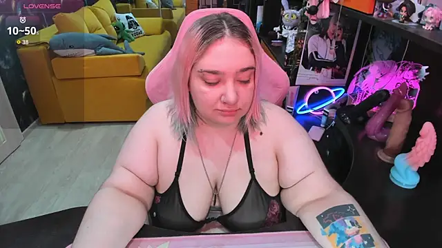 Softie Sofy online show from July 3, 2026, 2:29 am