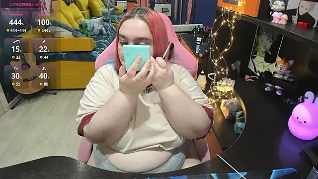 Snapshot of Softie_Sofy chatting on February 28, 2025, 3:15 am Softie Sofy online show from February 28, 2025, 3:15 am