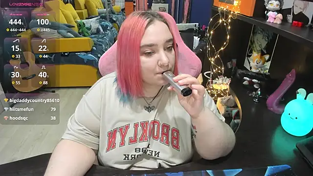 Snapshot of Softie_Sofy chatting on February 27, 2025, 9:50 am Softie Sofy online show from February 27, 2025, 9:50 am
