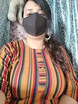 cute-tanvi online show from June 5, 2026, 6:52 am