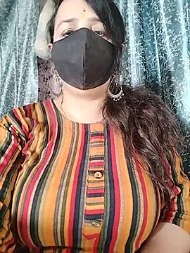 cute-tanvi online show from June 5, 2026, 3:44 am