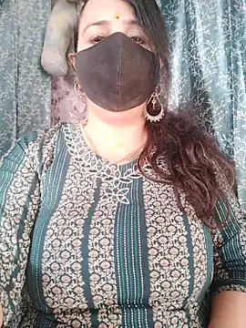 cute-tanvi online show from June 6, 2026, 12:49 am