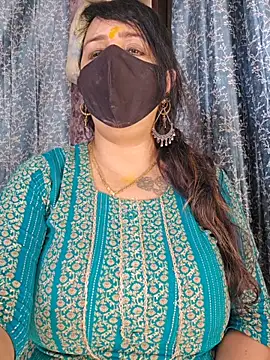 cute-tanvi online show from May 26, 2026, 1:26 am