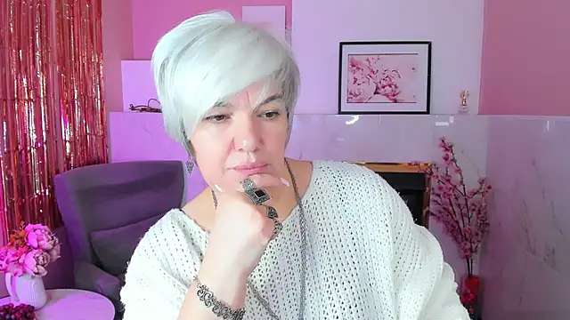 Snapshot of CarmenSoft chatting on January 18, 2026, 8:34 pm CarmenSoft online show from January 18, 2026, 8:34 pm