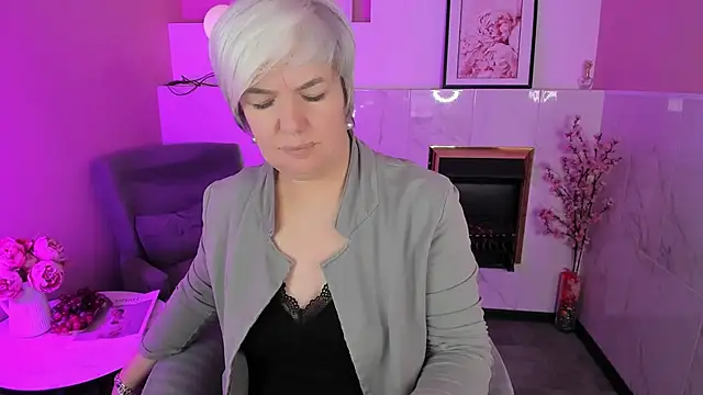 CarmenSoft online show from April 4, 2026, 9:05 am