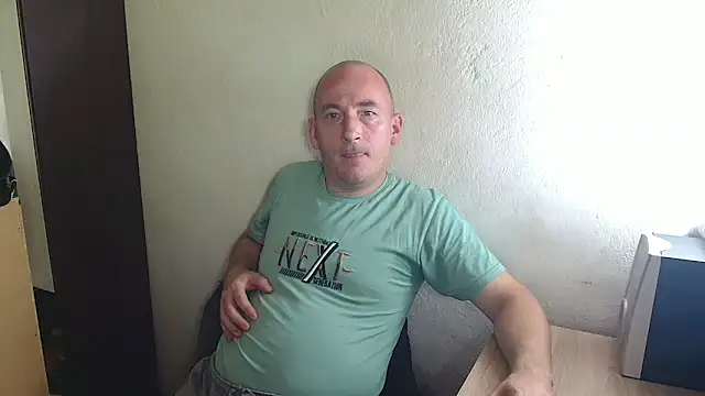 Johan   Barker online show from October 13, 2025, 11:01 am