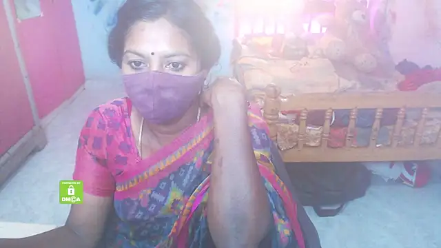 Snapshot of Novapol chatting on December 3, 2025, 5:45 pm Novapol online show from December 3, 2025, 5:45 pm