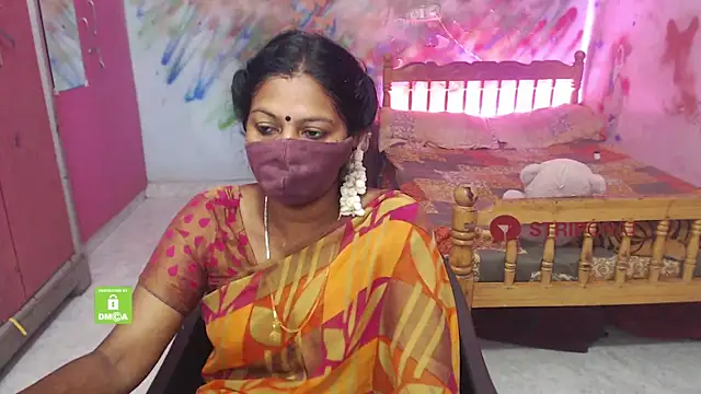 Snapshot of Novapol chatting on September 19, 2025, 1:04 pm Novapol online show from September 19, 2025, 1:04 pm