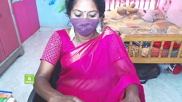 Snapshot of Novapol chatting on December 5, 2025, 5:55 pm Novapol online show from December 5, 2025, 5:55 pm