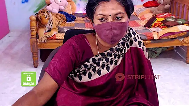 Snapshot of Novapol chatting on March 13, 2025, 4:56 pm Novapol online show from March 13, 2025, 4:56 pm