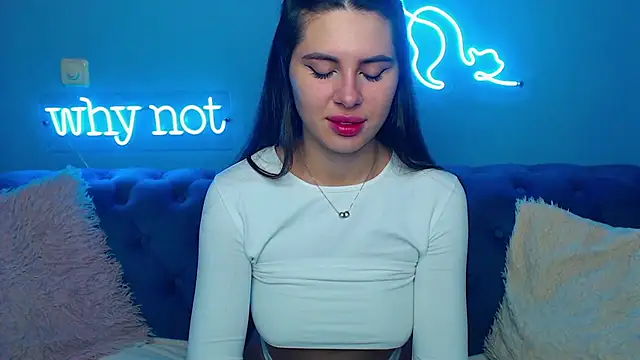 ViollinaLove online show from September 21, 2025, 4:50 am