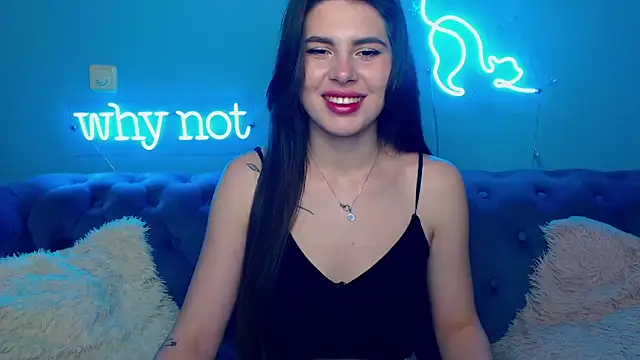 Snapshot of ViollinaLove chatting on February 16, 2026, 5:39 am ViollinaLove online show from February 16, 2026, 5:39 am