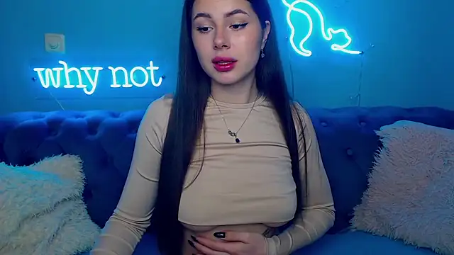 Snapshot of ViollinaLove chatting on March 2, 2026, 5:41 am ViollinaLove online show from March 2, 2026, 5:41 am