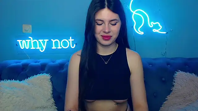 ViollinaLove online show from March 15, 2026, 5:47 am