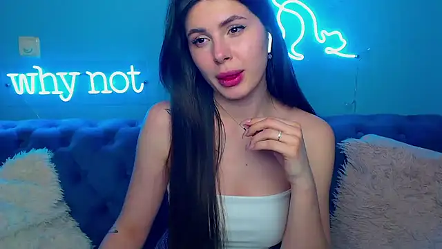 ViollinaLove online show from March 7, 2026, 6:02 pm