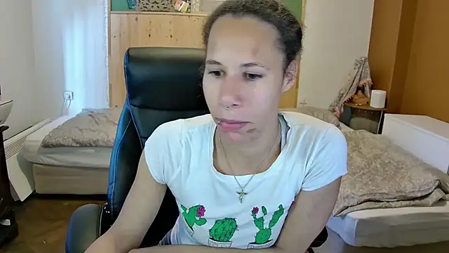 AaliyahHarris online show from May 22, 2026, 4:27 pm
