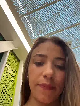 Snapshot of Hall_16 chatting on February 13, 2025, 11:26 pm Hall 16 online show from February 13, 2025, 11:26 pm