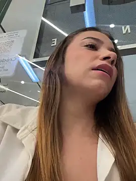 Snapshot of Hall_16 chatting on February 17, 2025, 10:38 pm Hall 16 online show from February 17, 2025, 10:38 pm