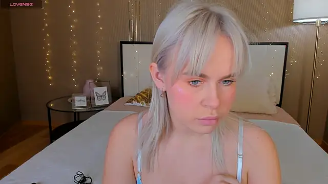 bellatip online show from October 10, 2025, 12:55 am