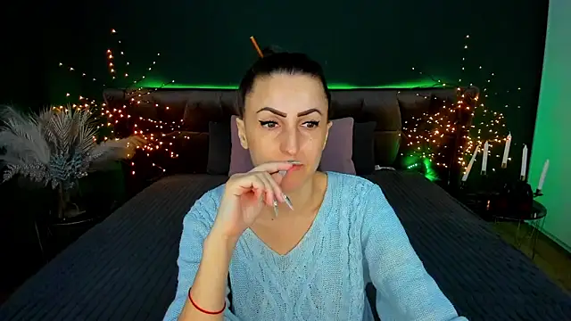 Rebecca Diamond online show from March 1, 2026, 6:24 am