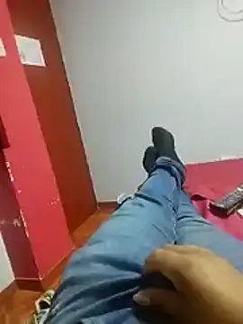 Snapshot of Pingon_Chocolate chatting on November 5, 2025, 9:40 pm Pingon Chocolate online show from November 5, 2025, 9:40 pm