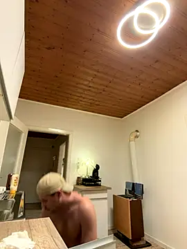 Snapshot of MvM58955050 chatting on November 30, 2025, 10:10 pm MvM58955050 online show from November 30, 2025, 10:10 pm