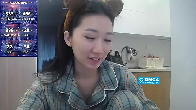 Asiagirll online show from March 16, 2026, 1:35 am