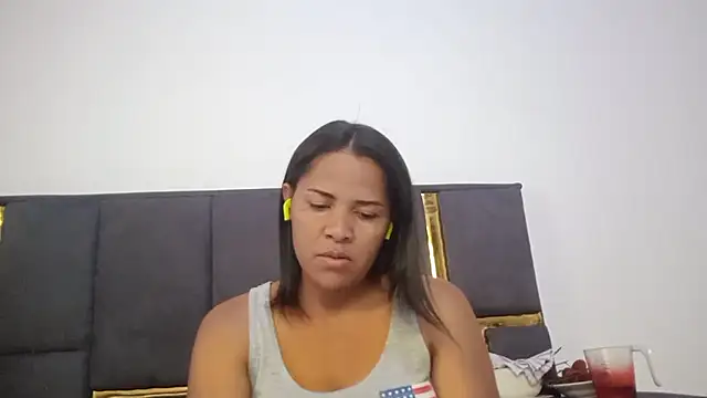 aleixane online show from December 5, 2025, 12:15 pm