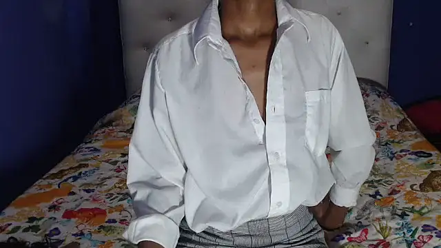 Snapshot of braguitashumedas chatting on February 15, 2026, 1:10 pm braguitashumedas online show from February 15, 2026, 1:10 pm