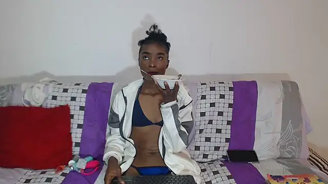 Snapshot of braguitashumedas chatting on February 17, 2026, 1:52 pm braguitashumedas online show from February 17, 2026, 1:52 pm