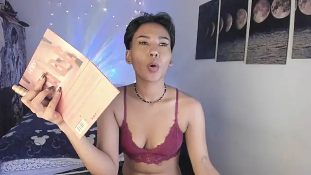 Mary Rosse1 online show from May 22, 2026, 12:25 pm
