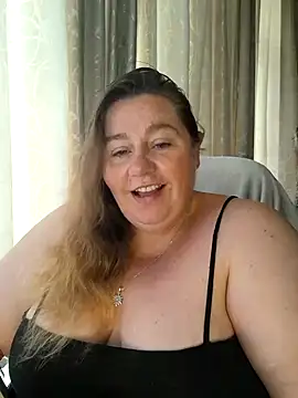 Snapshot of Iceprincess2bad4u chatting on February 16, 2025, 7:26 am Iceprincess2bad4u online show from February 16, 2025, 7:26 am