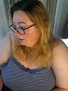 Iceprincess2bad4u online show from April 12, 2026, 5:33 am