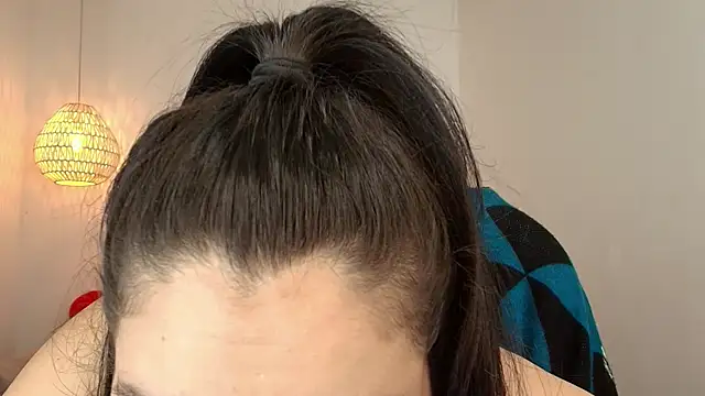 YummyAnna  online show from November 14, 2025, 5:16 pm