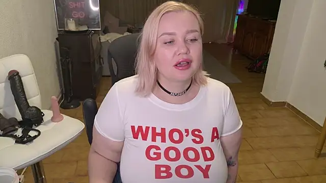 MargotGrey online show from March 17, 2026, 11:24 am