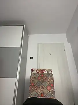 Snapshot of snow_flakee chatting on March 6, 2025, 11:03 am snow flakee online show from March 6, 2025, 11:03 am