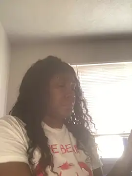 Foreignthababyy online show from February 15, 2026, 3:33 pm