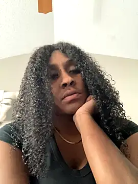 Snapshot of Foreignthababyy chatting on November 15, 2025, 8:24 pm Foreignthababyy online show from November 15, 2025, 8:24 pm